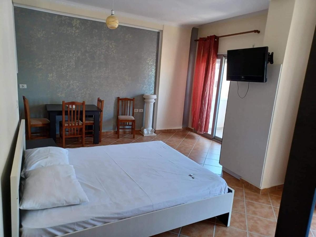 Ari Apartaments Vlorë Exterior foto