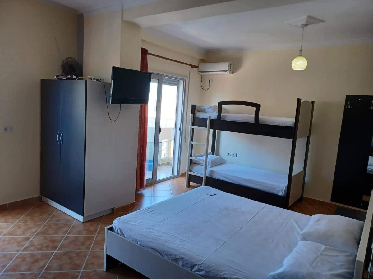 Ari Apartaments Vlorë Exterior foto
