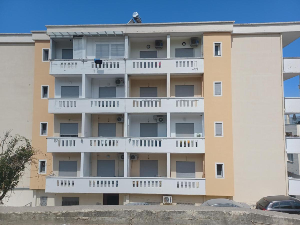 Ari Apartaments Vlorë Exterior foto